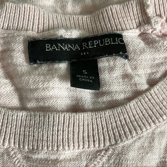 Banana republic pink sweater - Picture 2 of 3